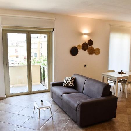 Sunshine Apartment - Appartamento Vicino Al Mare, Cagliari, Sardinia Exteriér fotografie